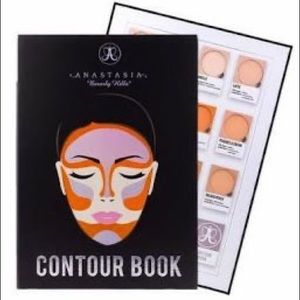 NWT Anastasia Beverly Hills Contour Book